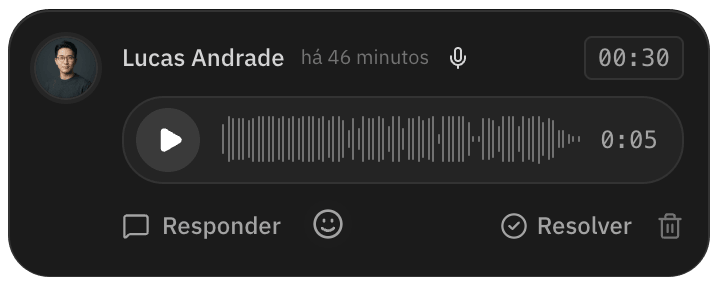 Comentário de voz preso em 00:30, com a forma de onda e os botões Responder e Resolver
